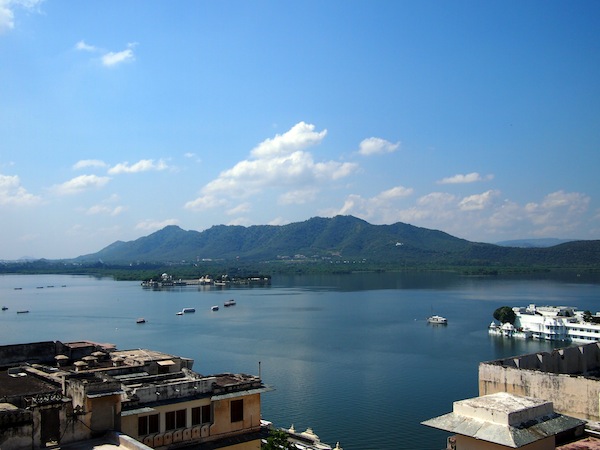 Lakeside in Udaipur, a beautiful view.