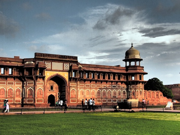 Another of the Agra Red Fort from inside its walls. So beautiful.