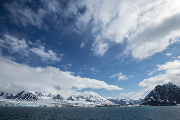 Arctic_Landscape_Mountain_Ocean-Giles_Breton_2013-ARC00612GB_Lg_RGB-1