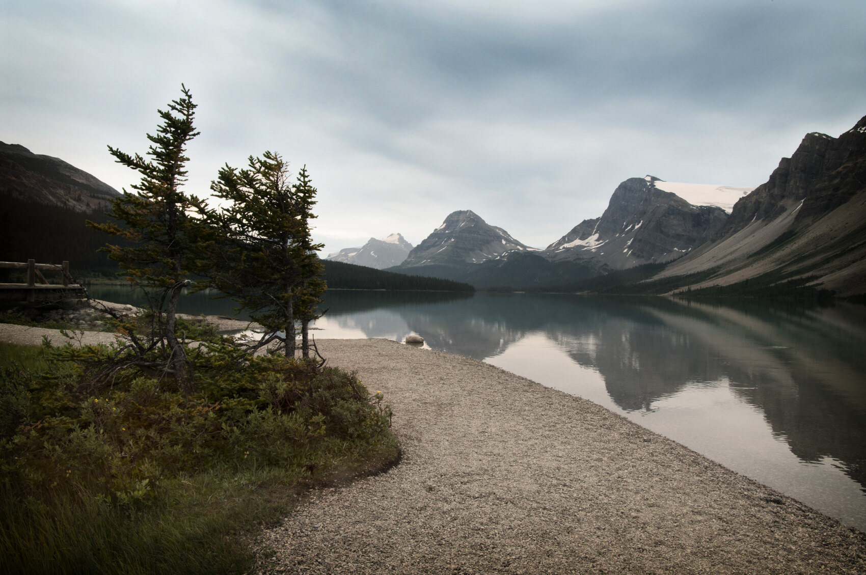 The beautiful scenery of Lake Louise and Banff National Park in Canada