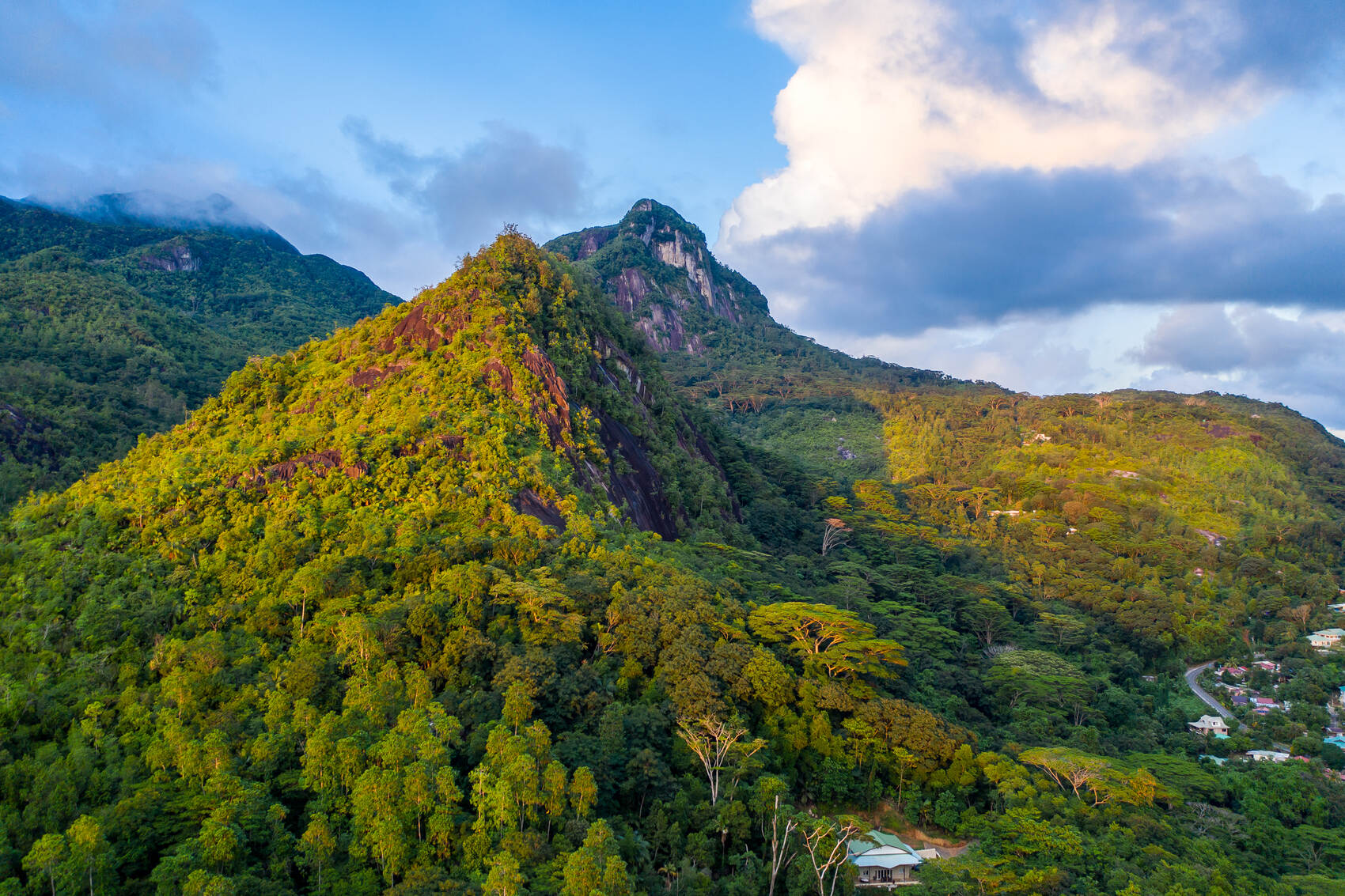 The stunning scenery of Morne Seychellois National Park
 in the Seychelles — Aleksandra Tokarz
