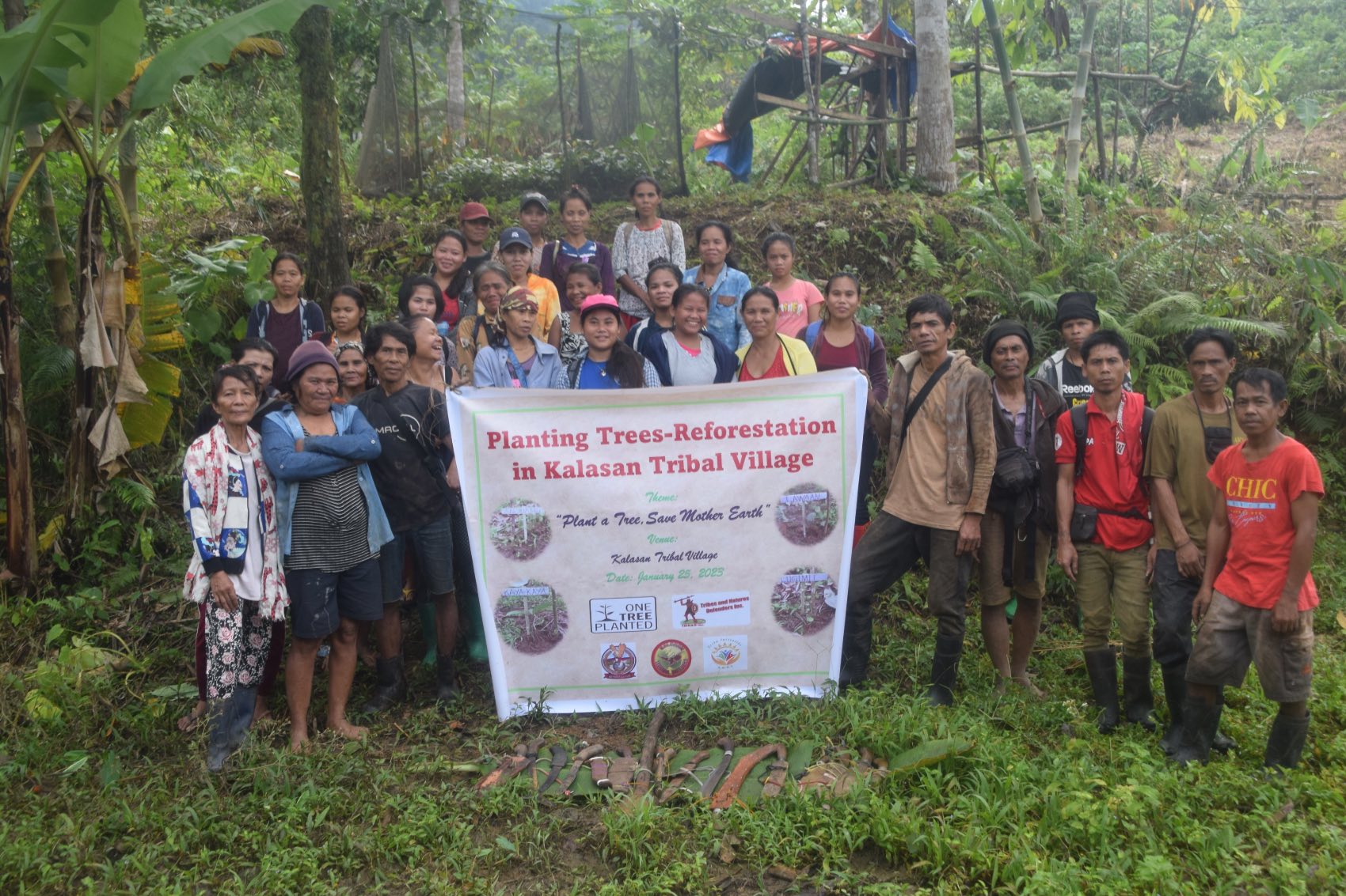 A group from the Tribes and Nature Defenders in the Philippines posing for a photograph